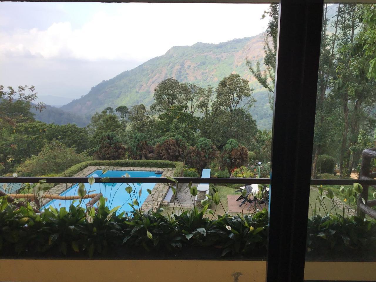 Wild Elephant Eco Friendly Resort Munnar Eksteriør bilde
